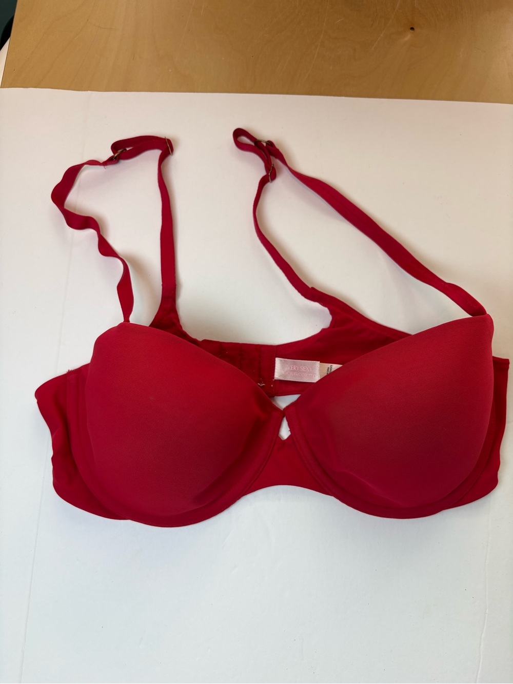Victoria Secret Very Sexy Bra Red 36C Push Up Without Padding Bra